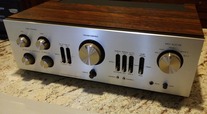 luxman amp.jpg